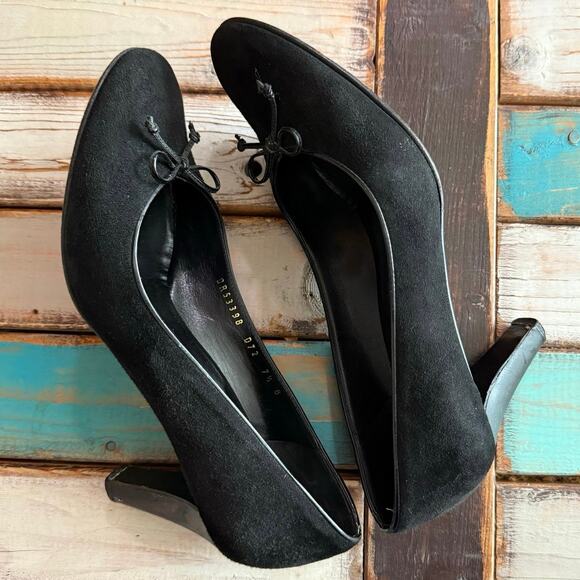 Salvatore Ferragamo black suede pumps heels patent bow detail women's 7.5 B - Picture 10 of 10